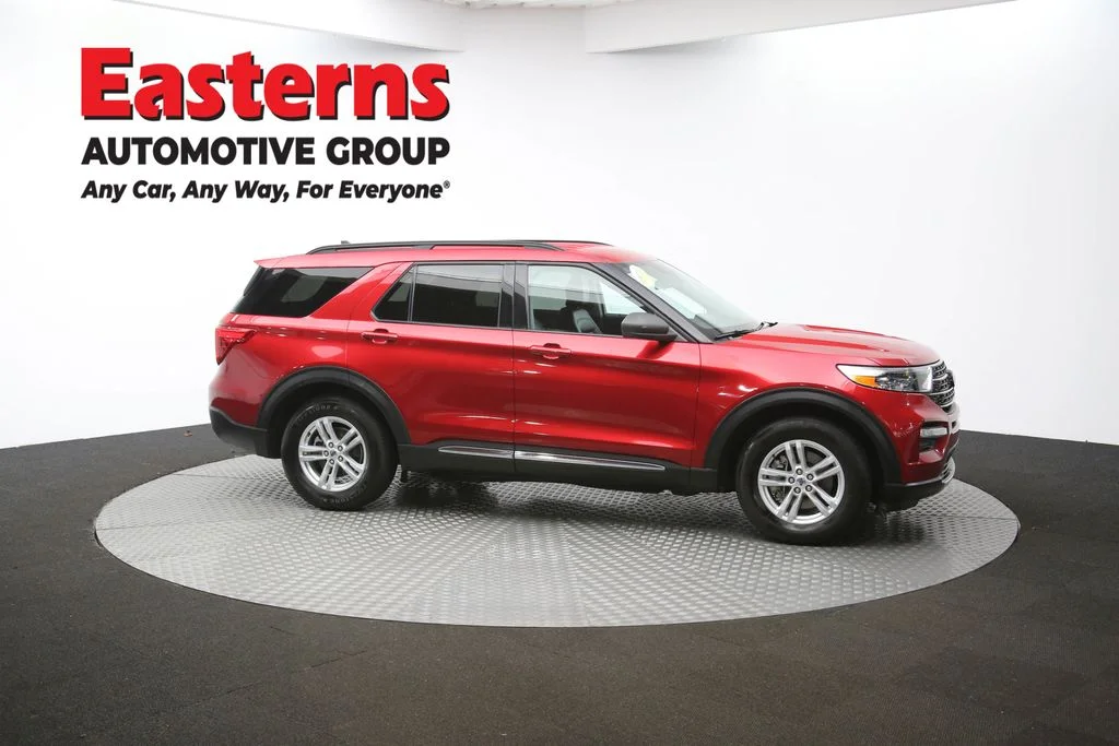 Used 2023 Red Ford XLT image 47