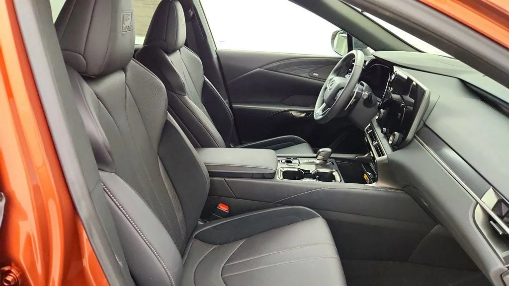 Used 2025 Copper Crest Lexus RX 500h F SPORT Performance AWD w/ Convenience Pkg image 23