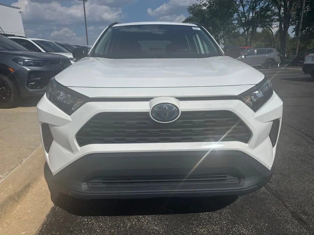 Used 2021 Super White Toyota LE image 9