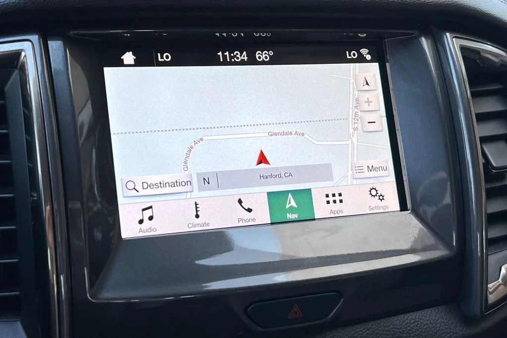 Used 2019 White Ford Lariat image 22