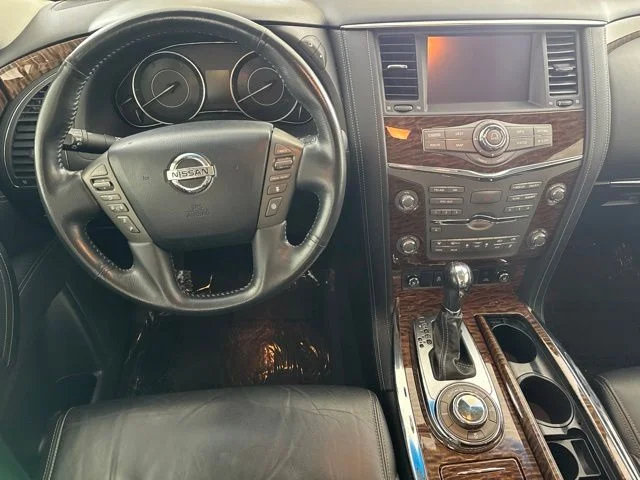 Used 2017 Gray Nissan Platinum image 23