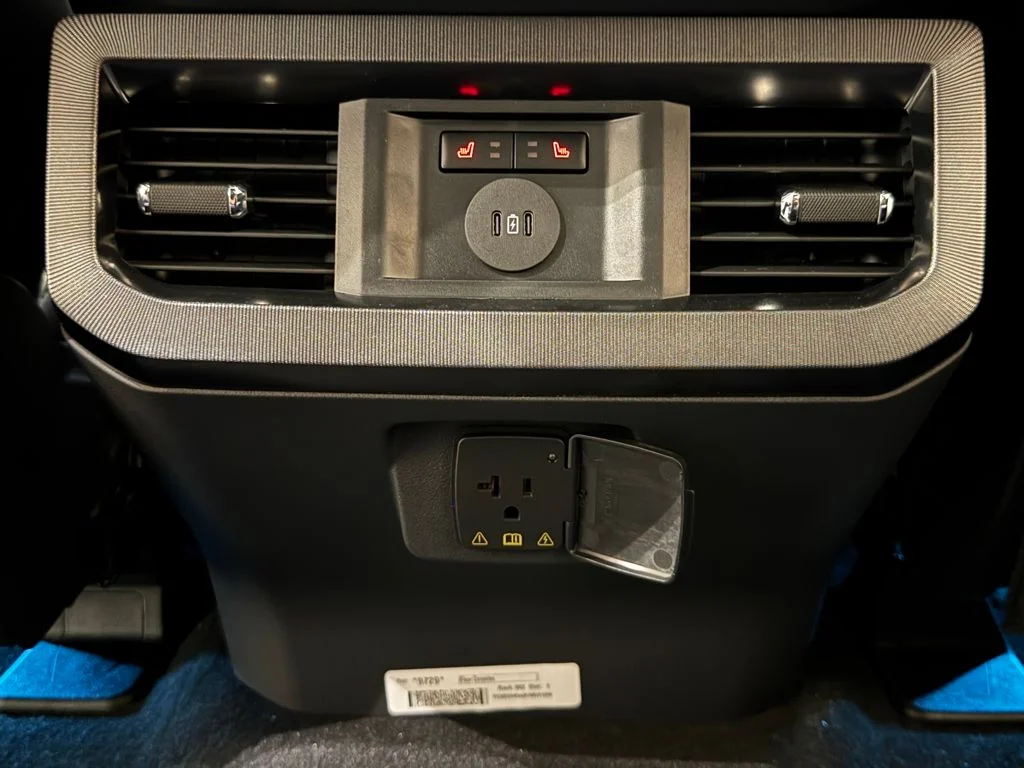 New 2026 Gray Ford Platinum image 30
