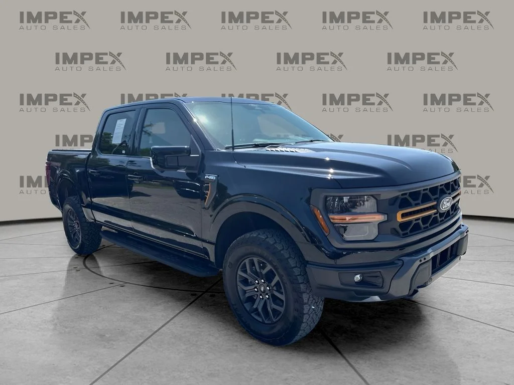 Used 2025 Black Ford Tremor image 7