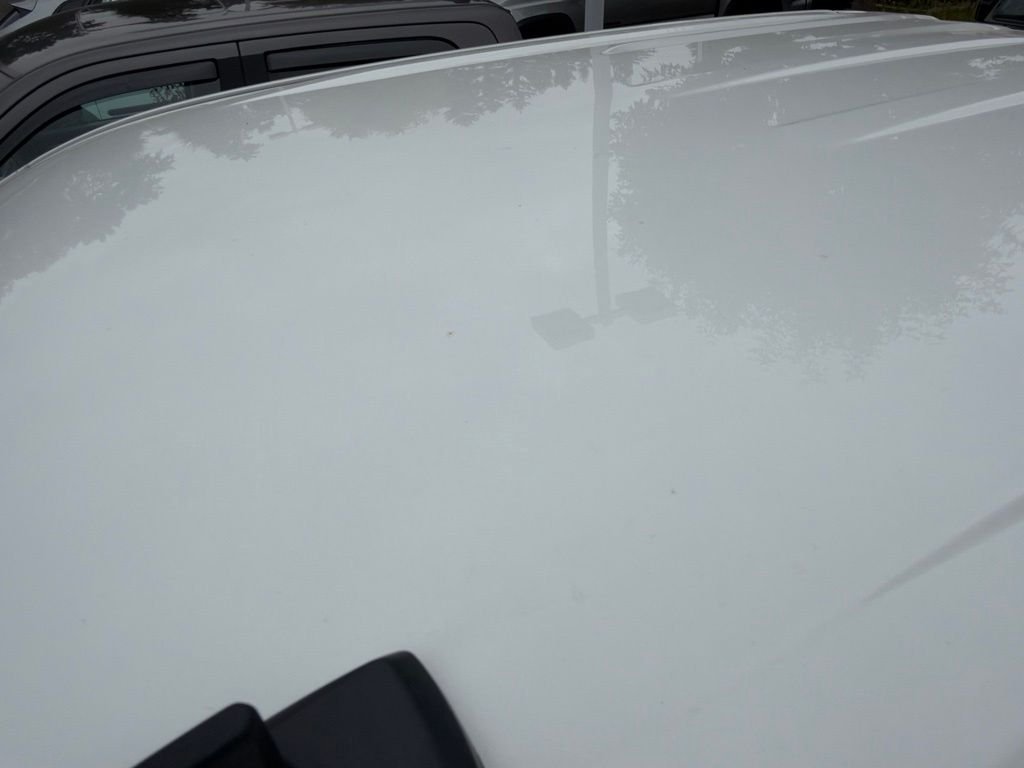 Used 2022 Summit White Chevrolet LT image 11