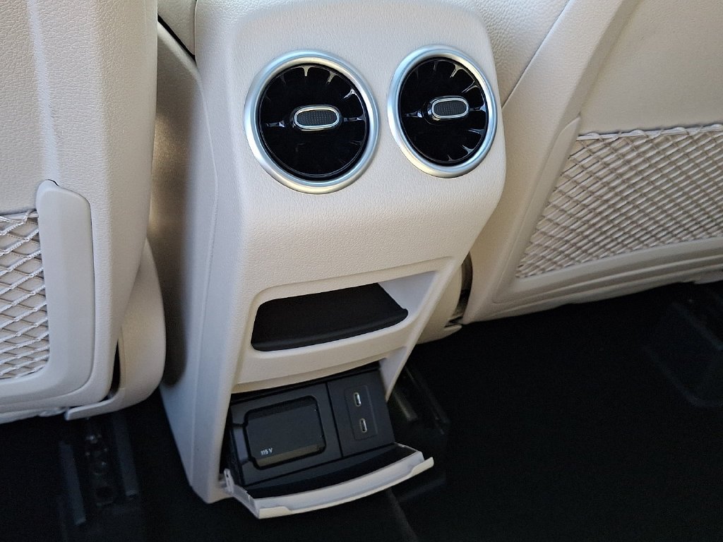 New 2026 Black Mercedes-Benz GLB 250 image 11