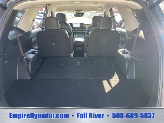 Used 2025 Gray Hyundai SEL image 5