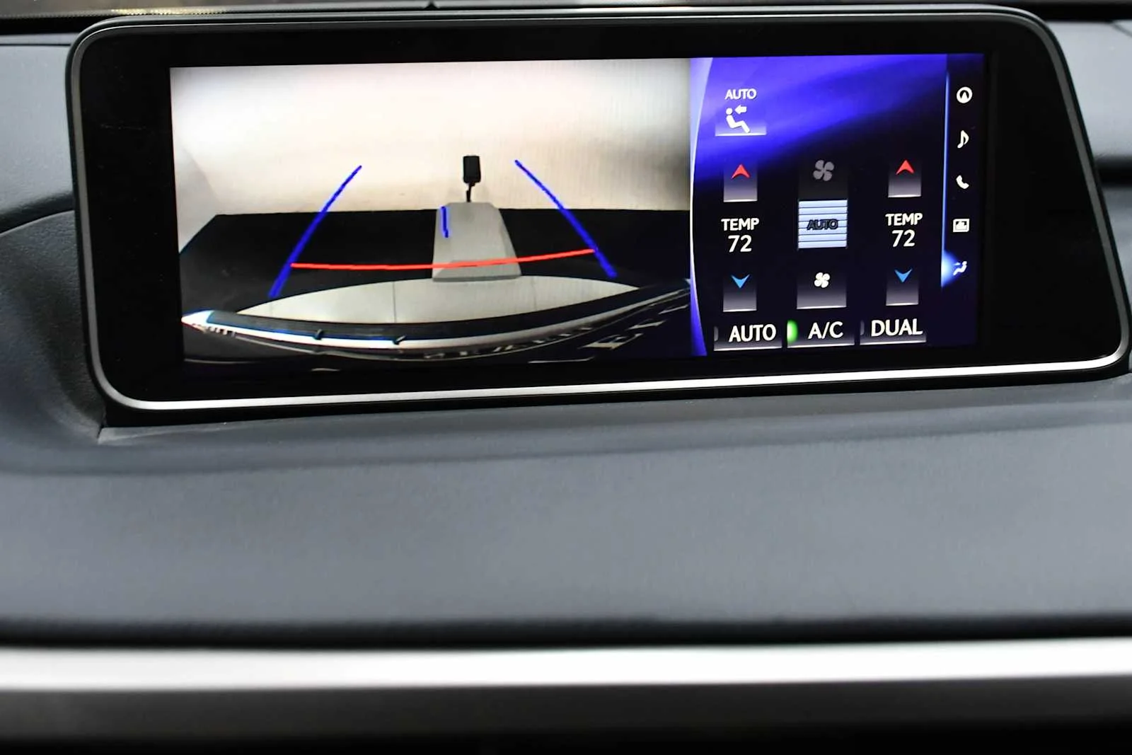 Used 2016 Silver Lining Metallic Lexus  image 21