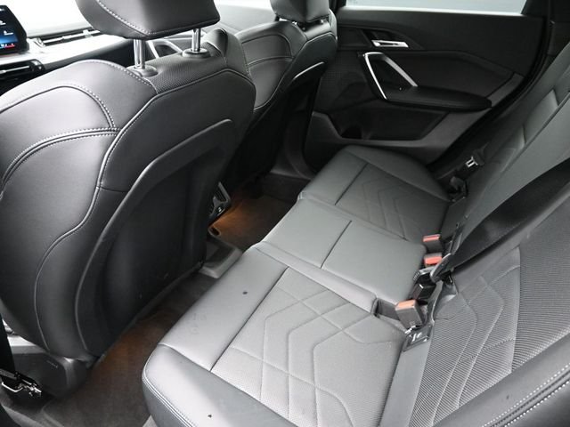 Used 2026 Black BMW xDrive28i image 17