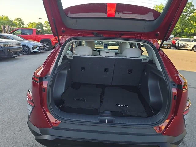 Used 2025 Red Hyundai SE image 22