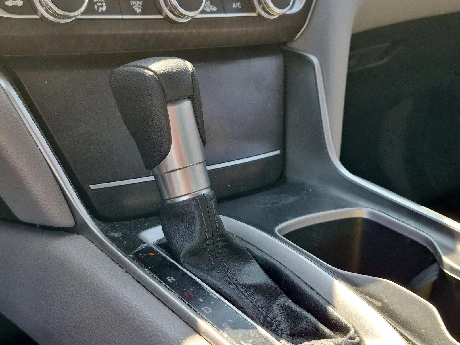 Used 2020 Silver/Gray Honda EX image 10