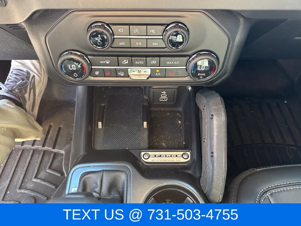 Used 2026 Gray Ford Outer Banks image 22