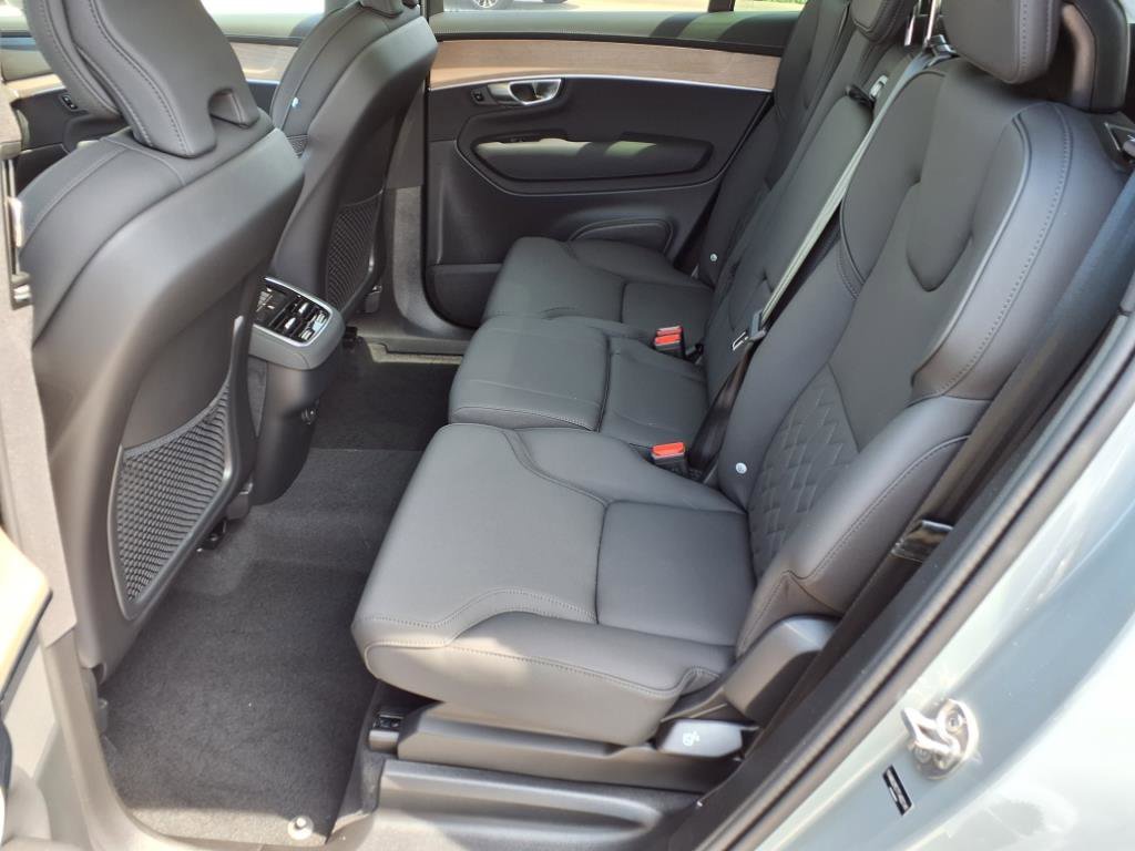 Used 2026 Vapour Grey Metallic Volvo Plus image 11
