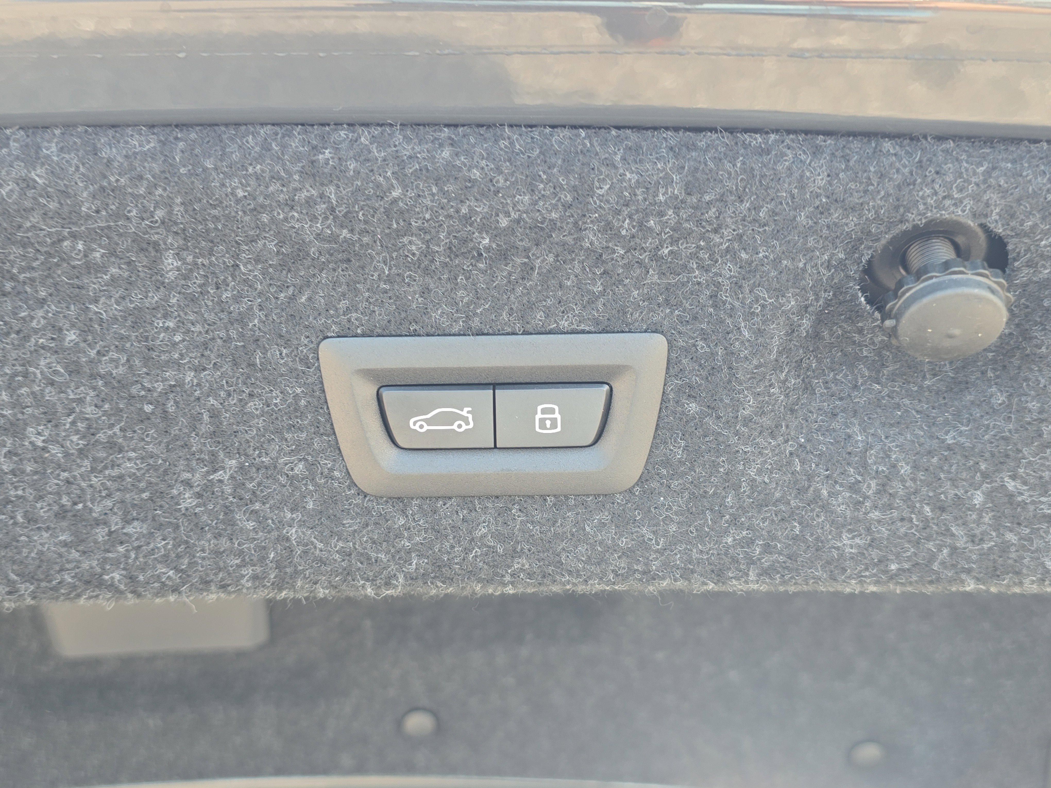 2026 BMW 4 Series M440i - Photo 10