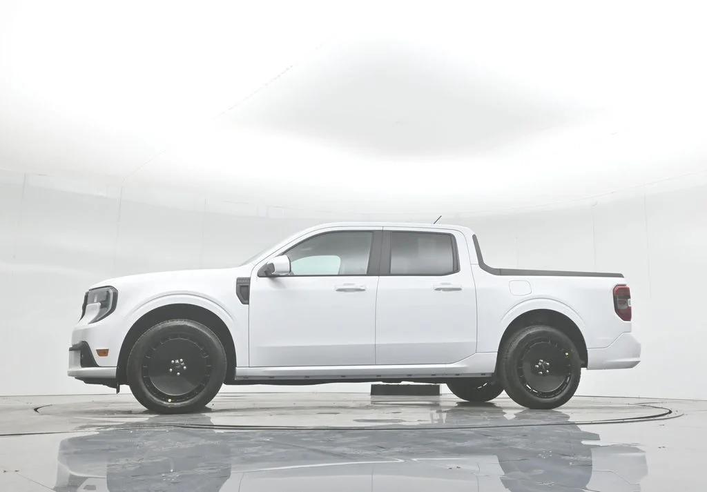 New 2025 White Ford Lobo Standard image 50