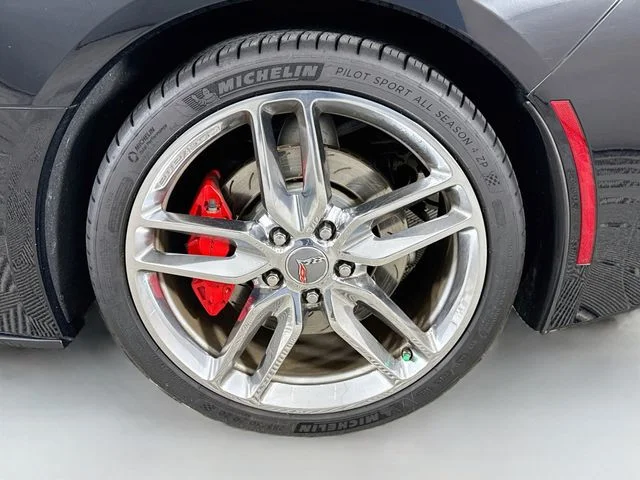Used 2015 Black Chevrolet Stingray Z51 image 27