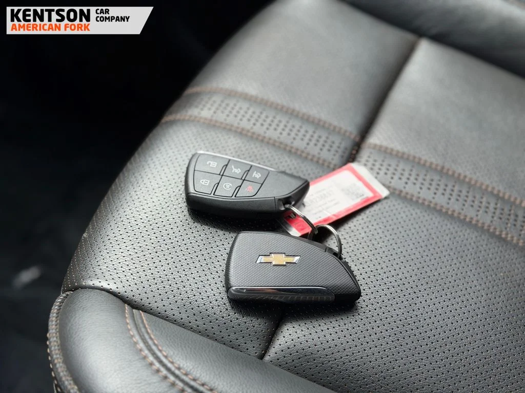 2025 Chevrolet Suburban High Country - Photo 40
