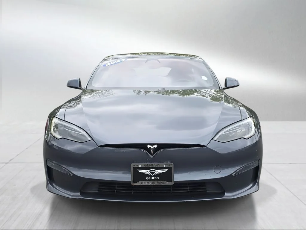 Used 2023 Stealth Gray Tesla  image 8