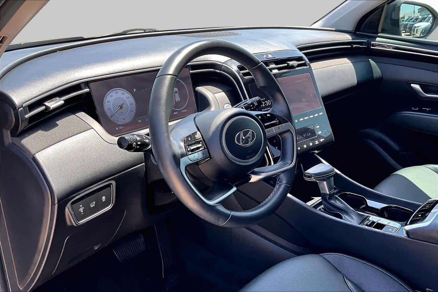 Used 2024 Dark Gray Metallic Hyundai SEL image 18
