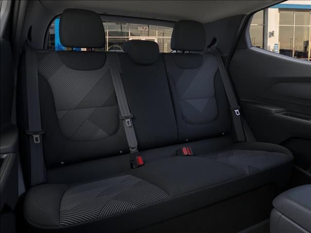 2027 Chevrolet Bolt LT - Photo 17