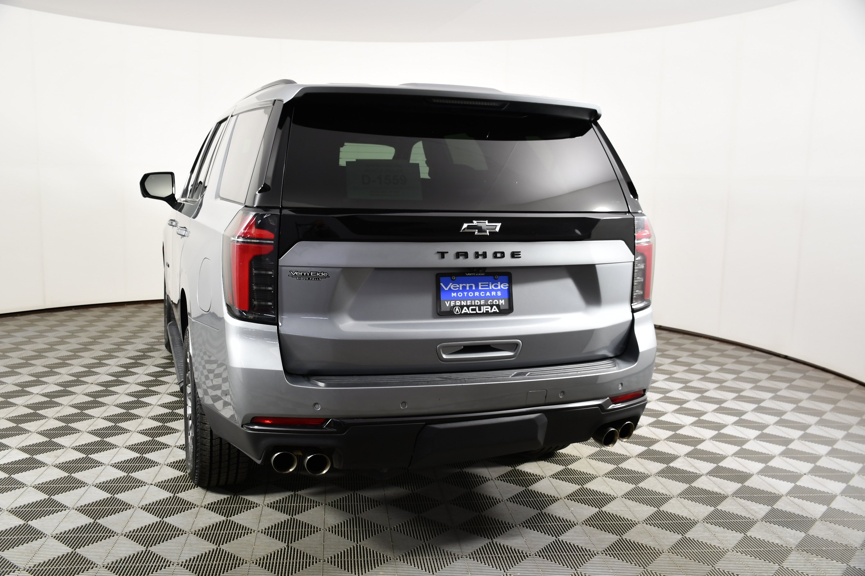 Used 2025 Sterling Gray Metallic Chevrolet Z71 image 7