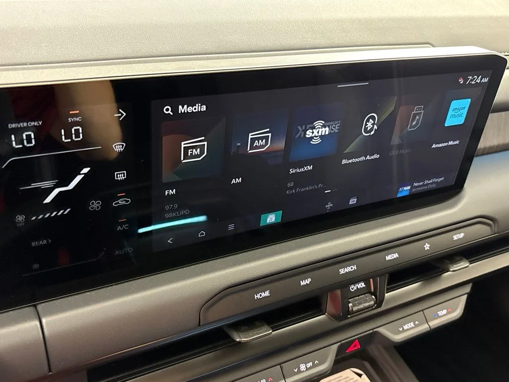 New 2027 Panthera Metal Matte Kia X-Line SX Prestige image 37