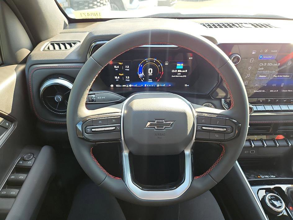 2025 Chevrolet Colorado Z71 - Photo 16