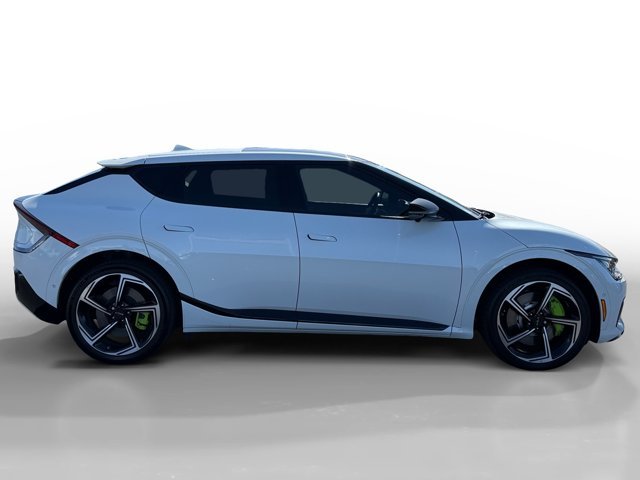 Used 2024 Snow White Pearl Kia GT image 6