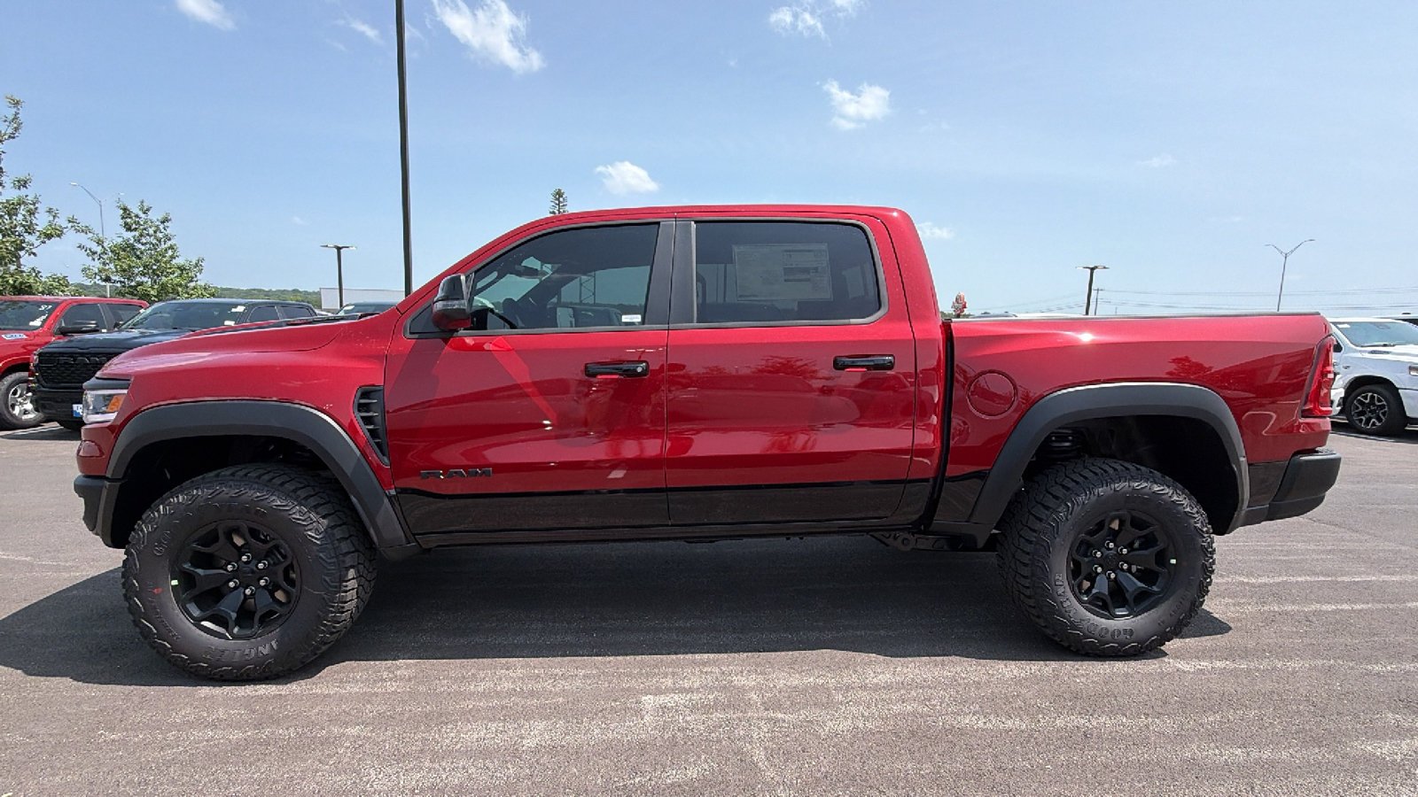 New 2026 Molten Red Pearl-Coat Exterior Paint RAM RHO image 8