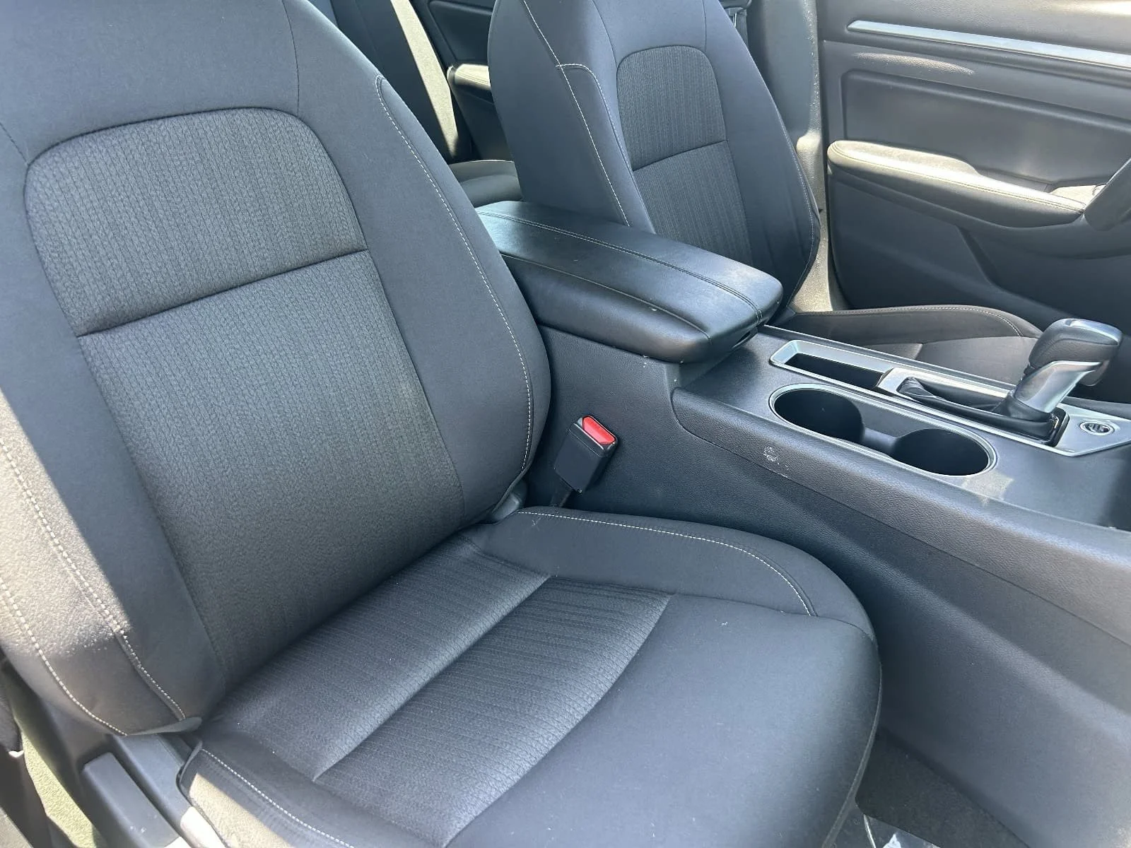2022 Nissan Altima SV - Photo 15