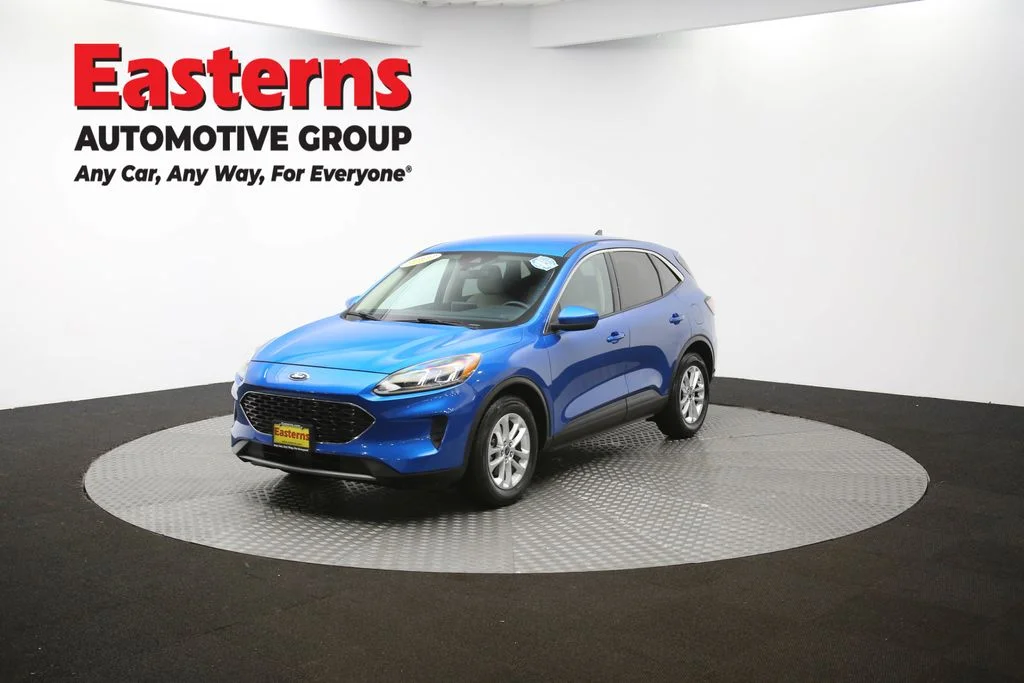 Used 2020 Blue Ford SE image 54