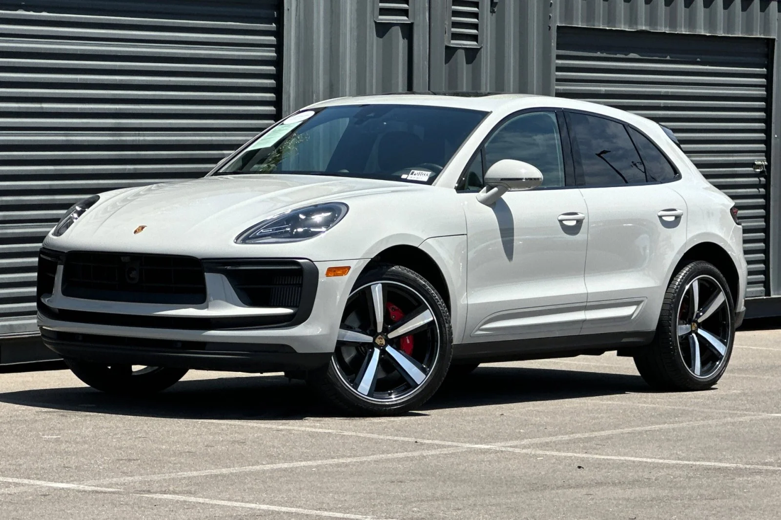 2024 Porsche Macan S