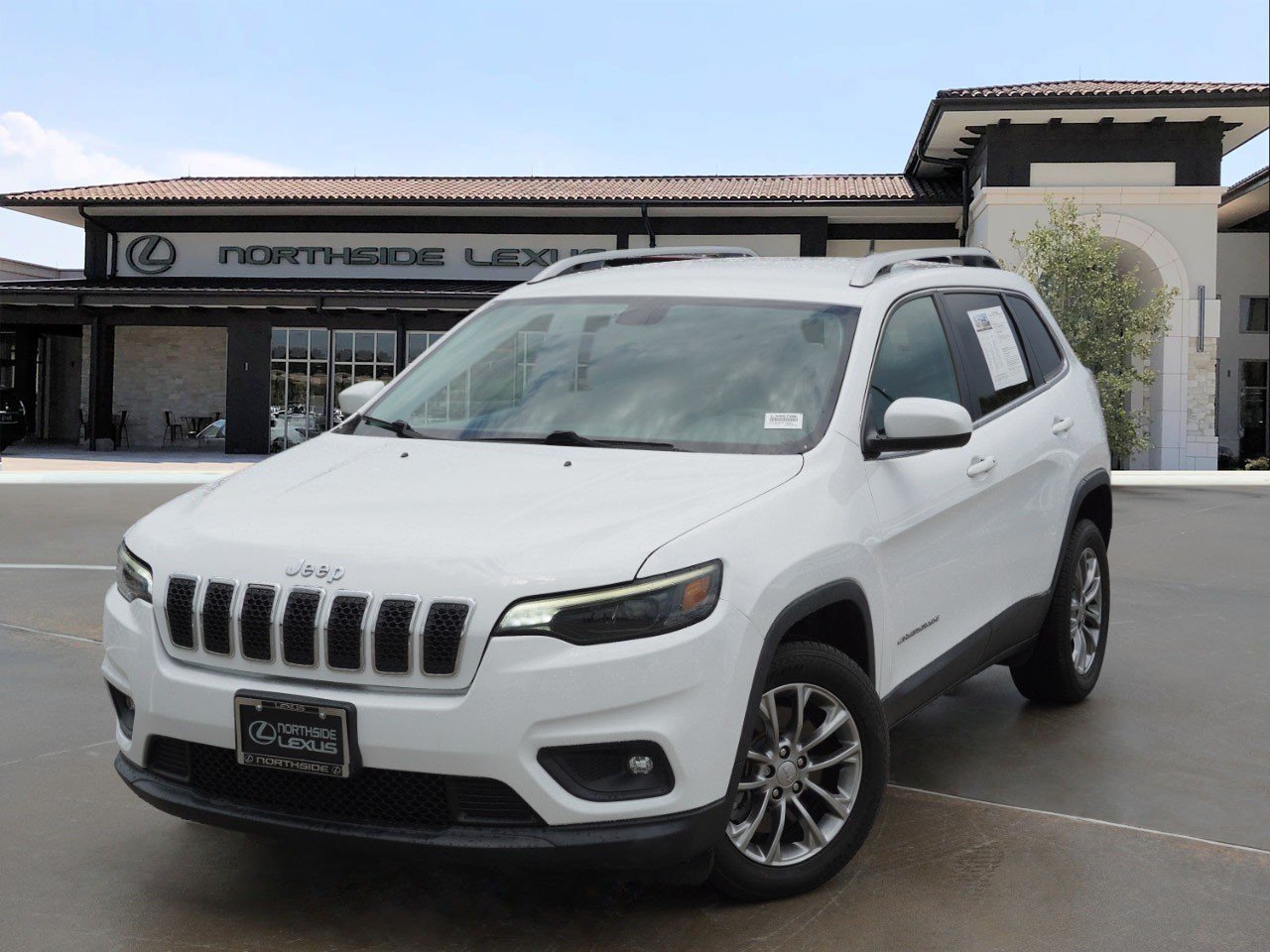 2019 Jeep Cherokee Latitude Plus's photo