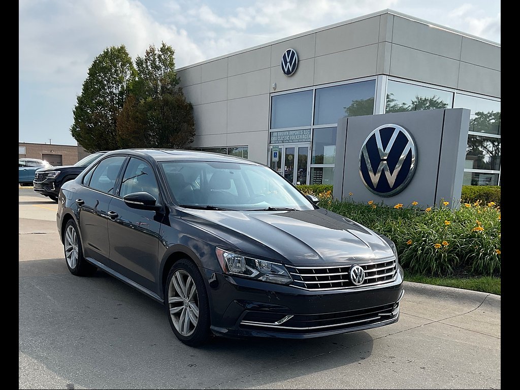 2019 Volkswagen Passat 2.0T Wolfsburg Edition Auto's photo