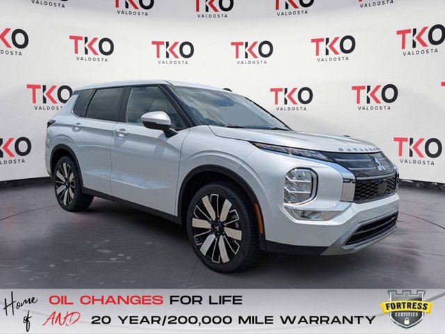 2025 Mitsubishi Outlander SE