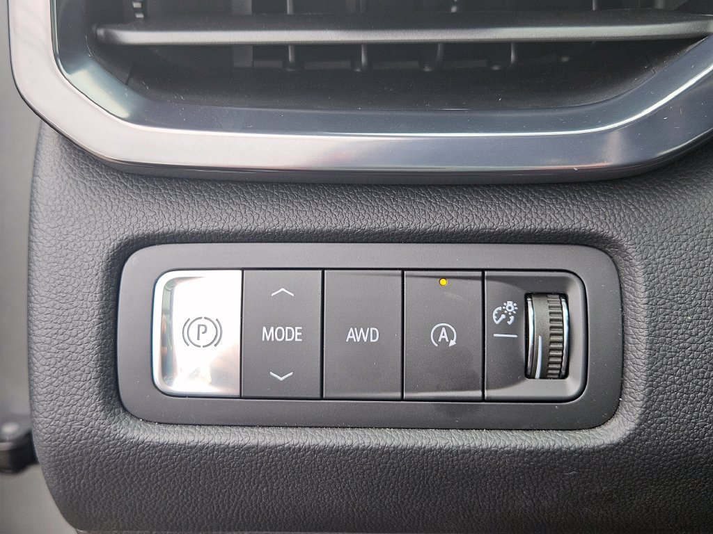 2026 GMC Acadia AT4 - Photo 28