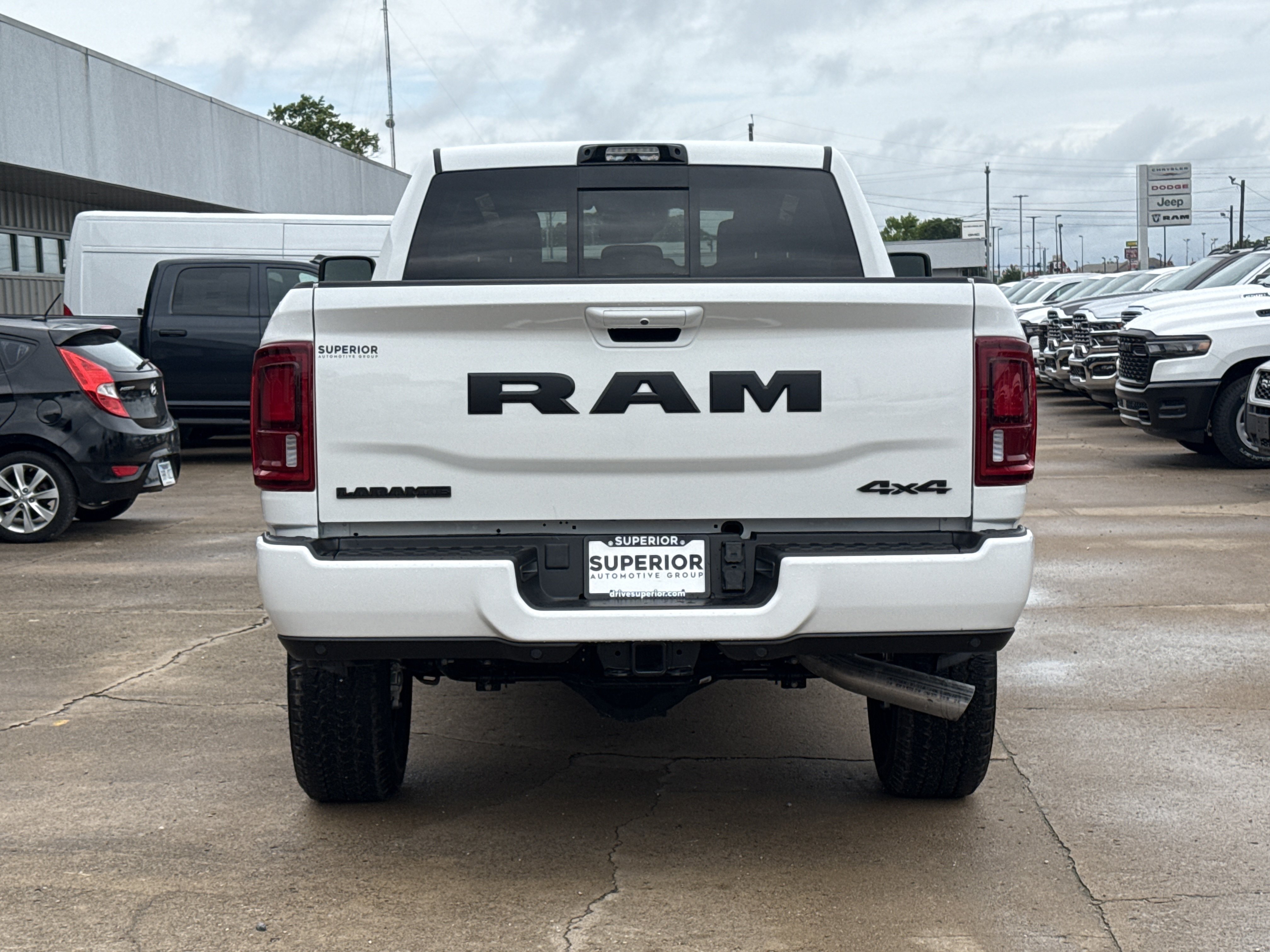 New 2026 Bright White Clear-Coat Exterior Paint RAM Laramie image 3