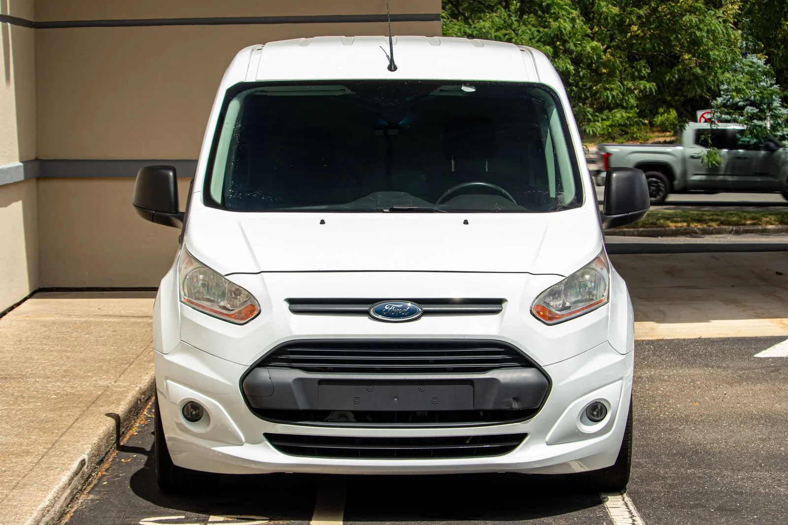 Used 2017 Ford Transit Connect XLT with VIN NM0LS7F79H1297521 for sale in Commack, NY