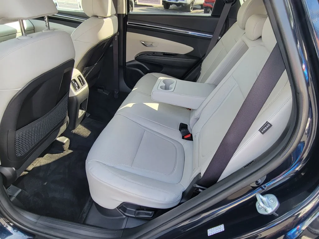 Used 2024 Blue Hyundai SEL Convenience image 24