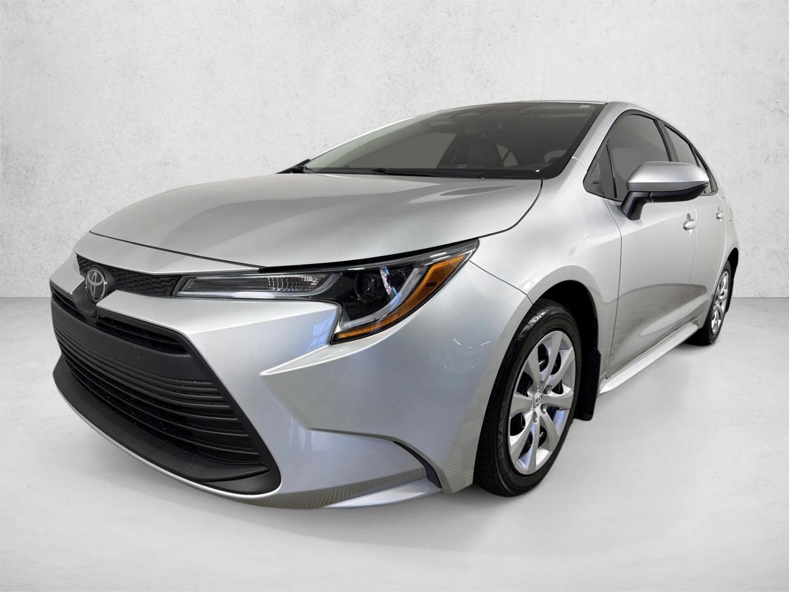 Used 2025 Classic Silver Metallic Toyota LE image 7