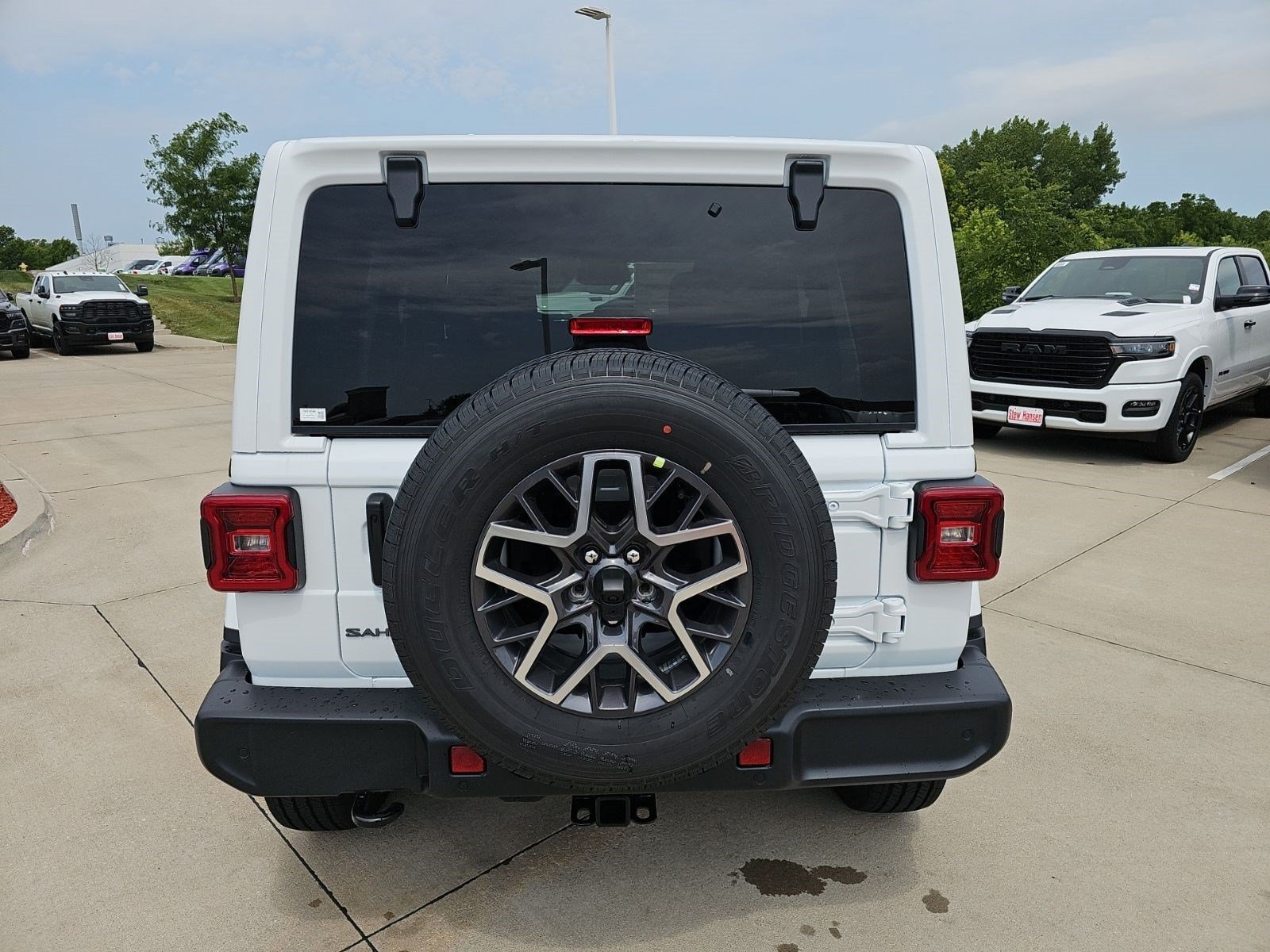 New 2026 Bright White Clearcoat Jeep Sahara image 4