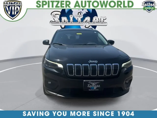 Used 2019 Black Jeep Latitude Plus image 3