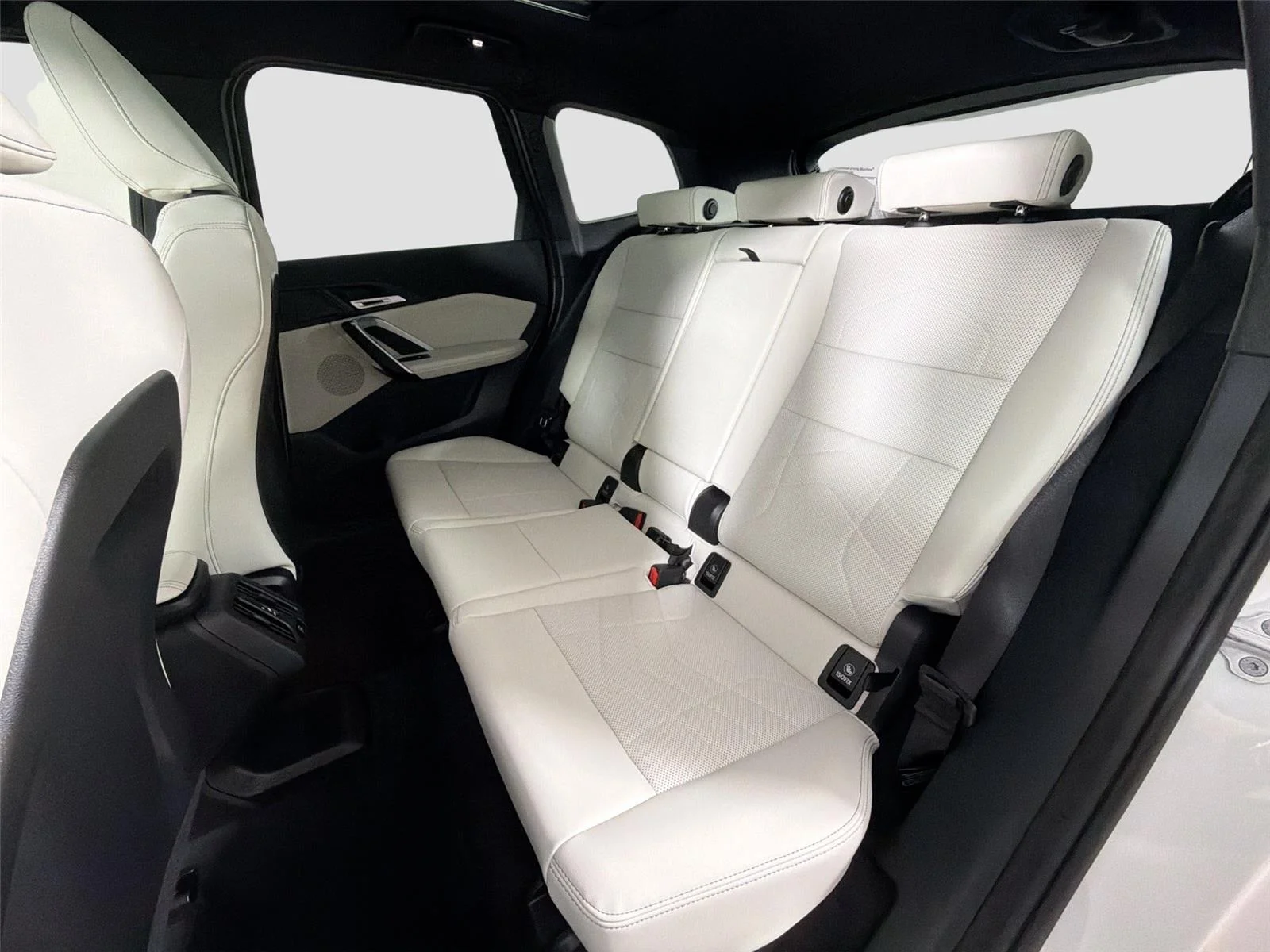 New 2026 Alpine White BMW xDrive28i image 24