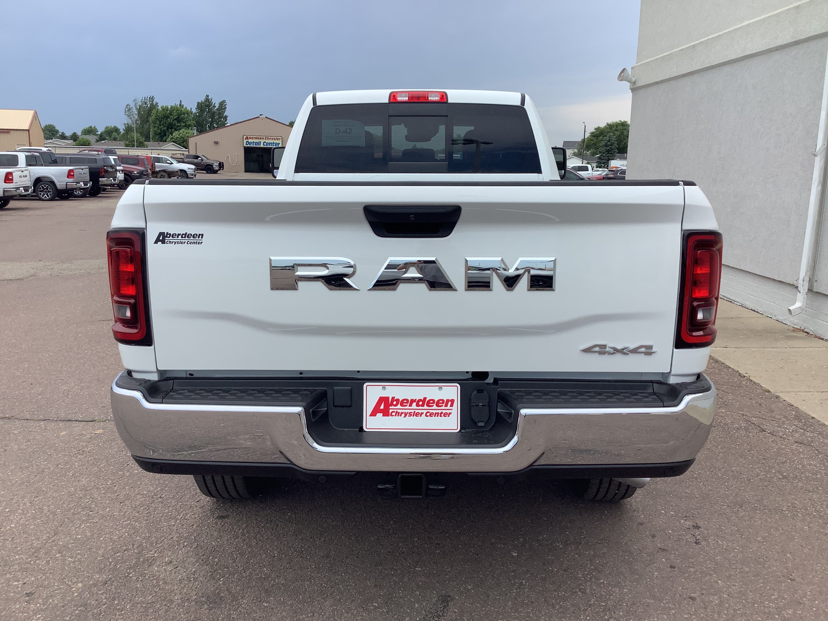 New 2026 Bright White Clear-Coat Exterior Paint RAM Tradesman image 6