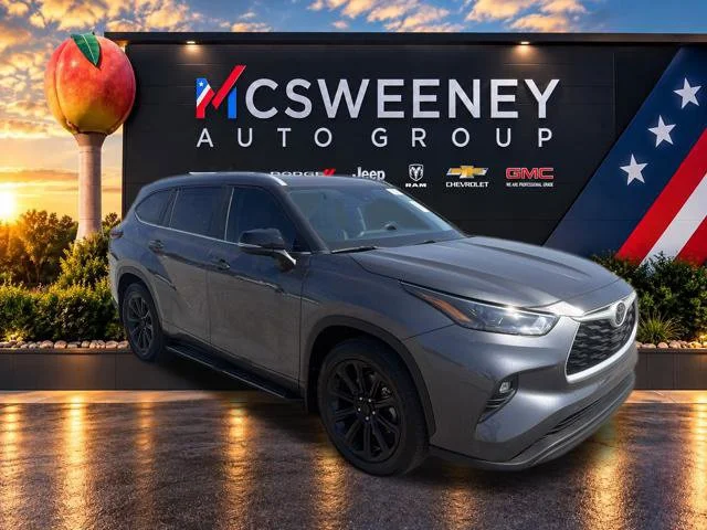 Used 2024 Gray Toyota XLE image 7