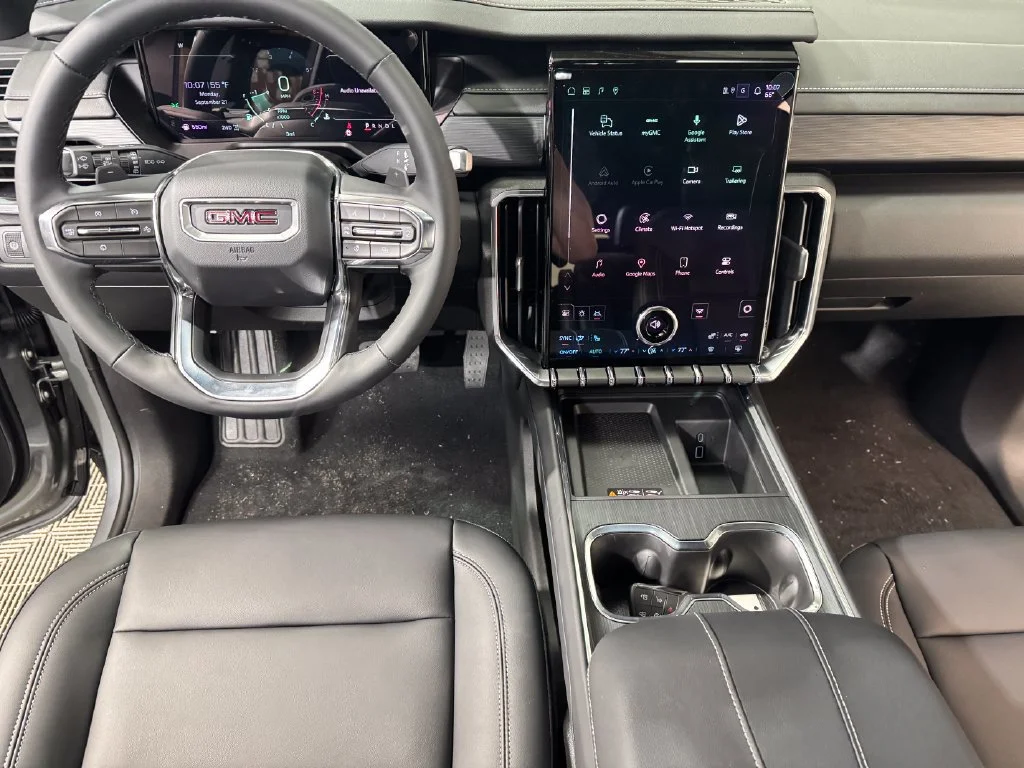 New 2027 Sterling Metallic GMC Elevation image 13