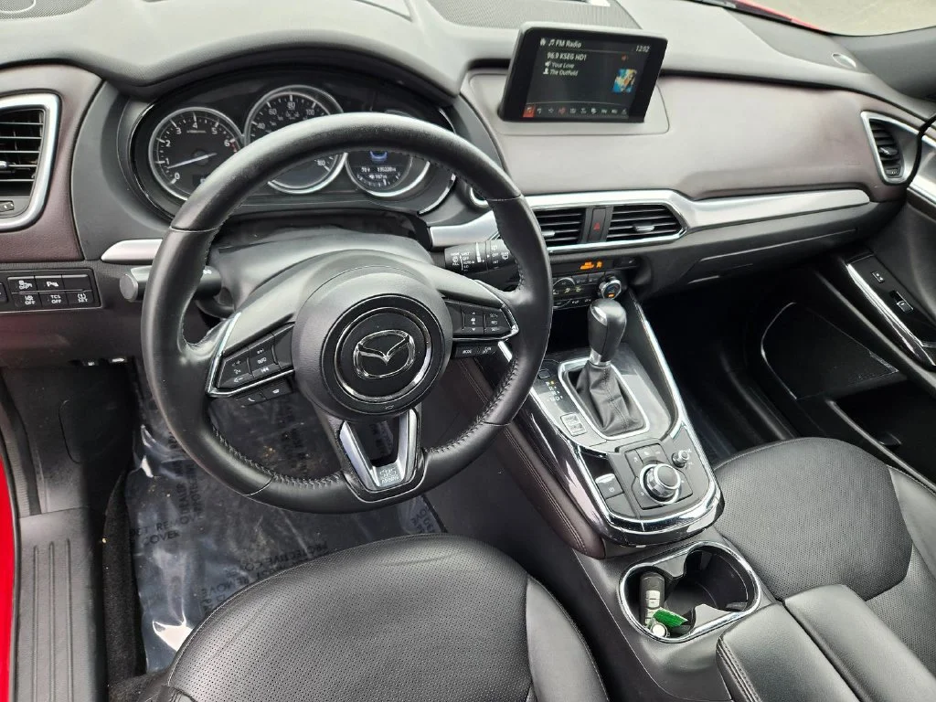Used 2016 Red Metallic Mazda Grand Touring image 9