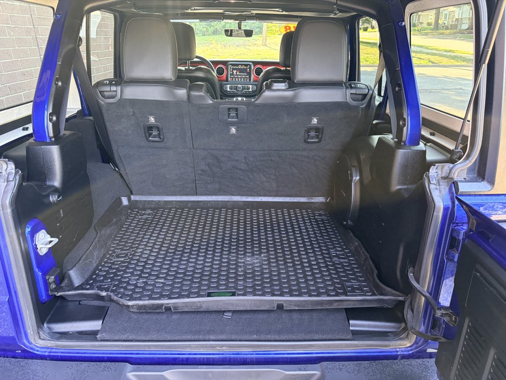 Used 2018 Ocean Blue Metallic Clearcoat Jeep Rubicon image 23