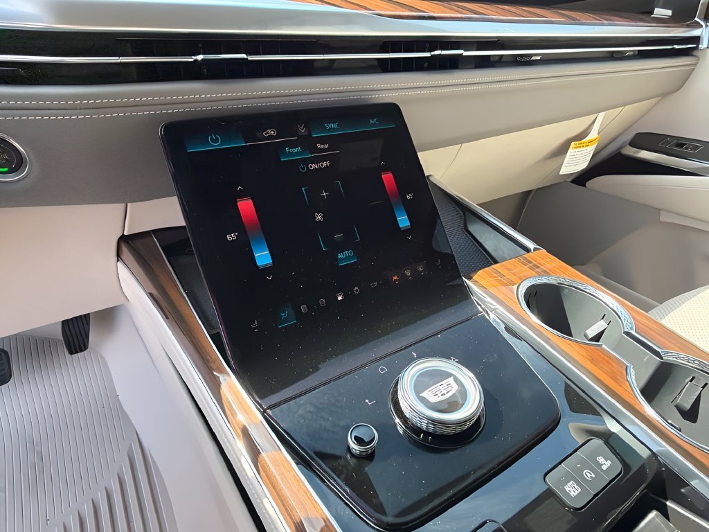 2026 Cadillac Escalade Platinum Sport - Photo 15