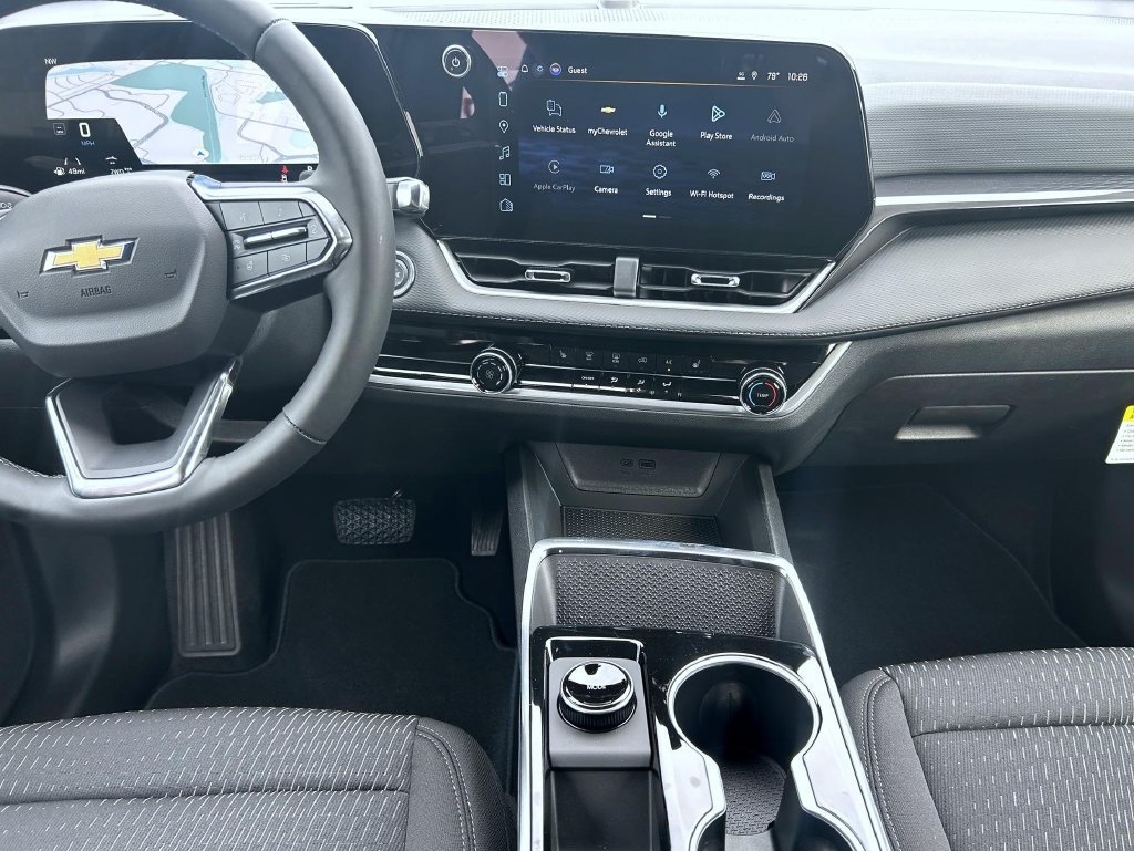 New 2027 Mosaic Black Metallic Chevrolet LT image 12