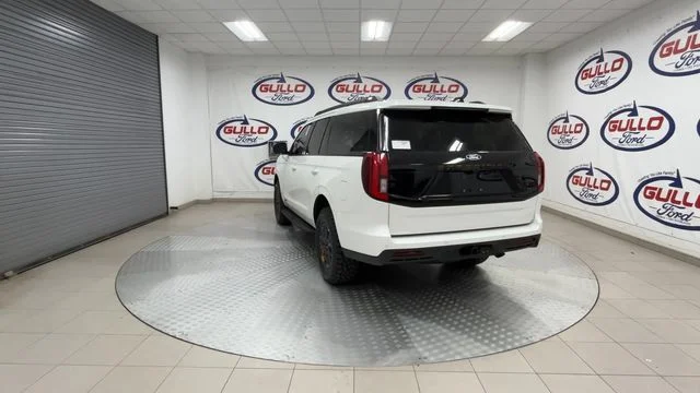 New 2027 Star White Metallic Tri-Coat Ford Tremor image 10